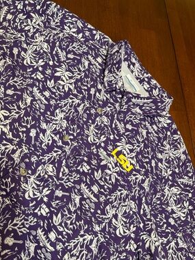 Columbia PFG Vented Shirt Mens Large LSU Louisianna AOP Purple Outdoor Fishing